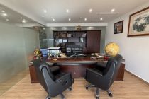 互联网金融大厦200平